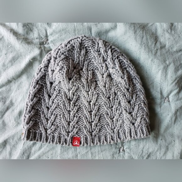 Active Ride Shop Vintage Beanie (Gray) NWOT Y2K - Picture 1 of 3